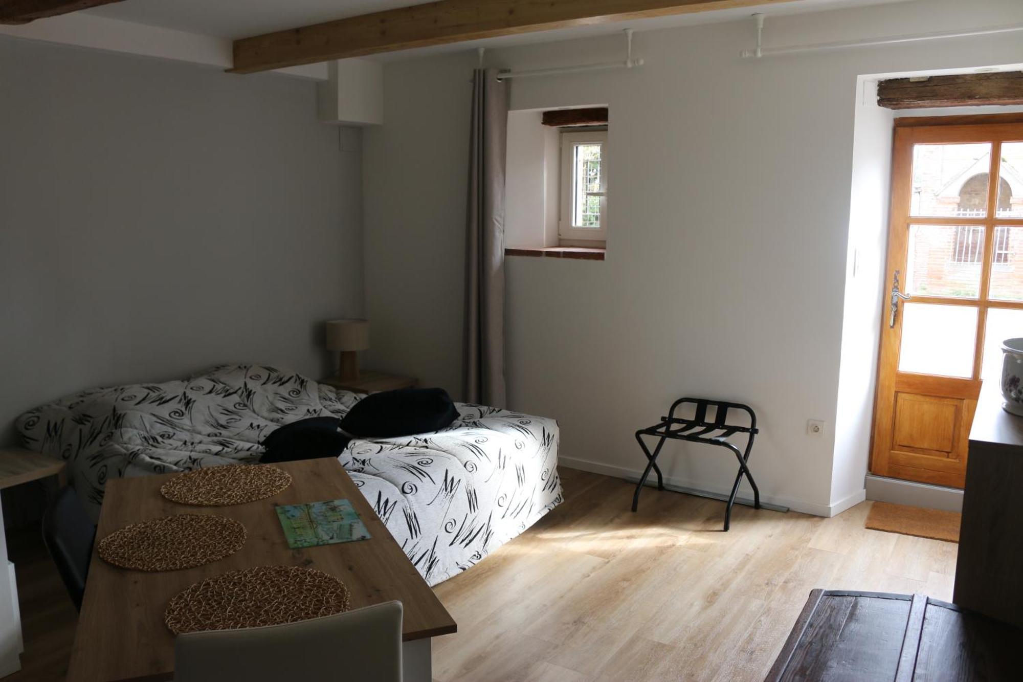 Bed and Breakfast L'Autan Sage Montgeard Экстерьер фото